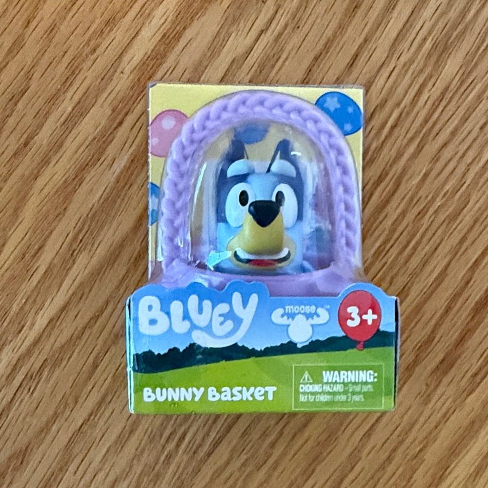 Bluey Bunny Basket Figure - Pink Handle